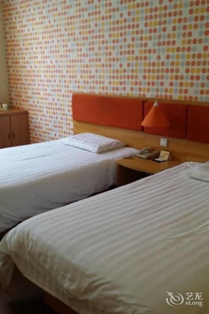 Home Inn Shanghai Century Park Eksteriør billede